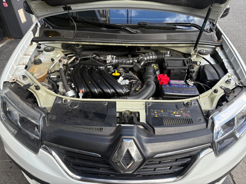Renault Logan Life — foto 13